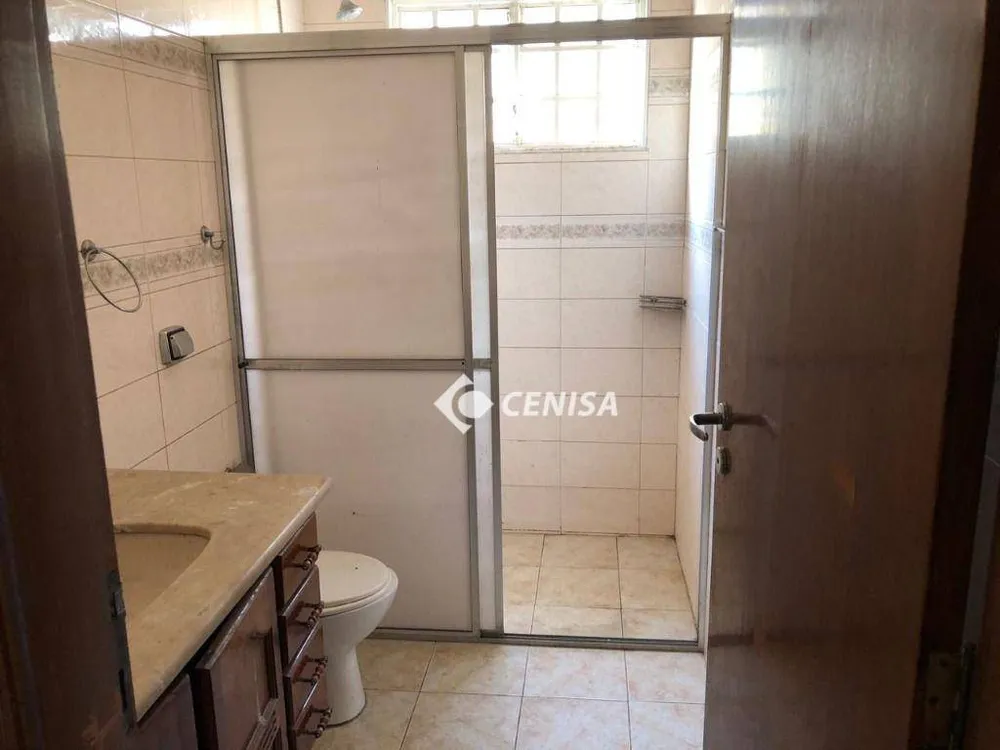 Casa, 5 quartos, 250 m² - Foto 9