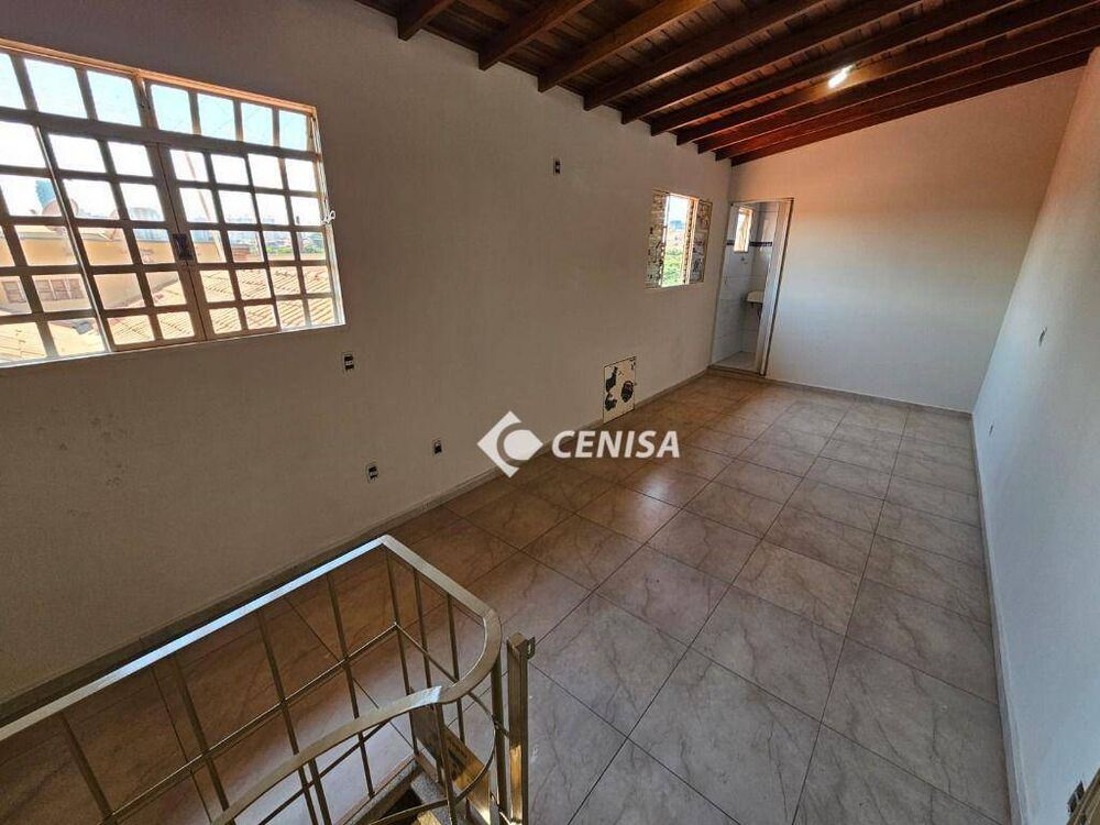 Casa, 3 quartos, 140 m² - Foto 4