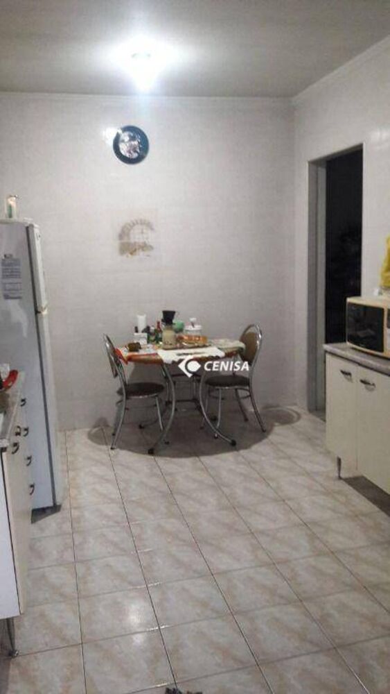 Casa, 2 quartos, 250 m² - Foto 1