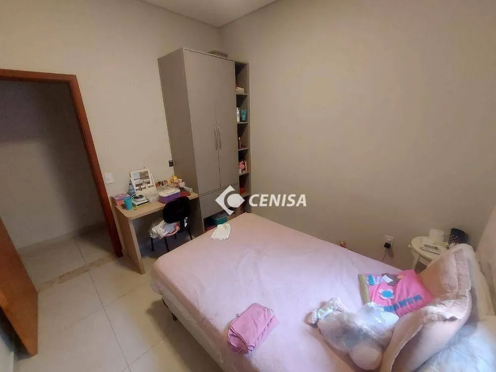Casa, 3 quartos, 178 m² - Foto 4