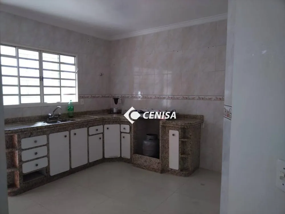 Casa, 3 quartos, 136 m² - Foto 2