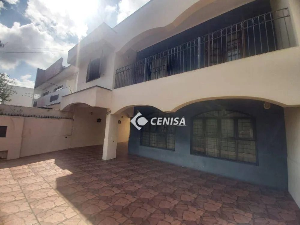 Casa, 4 quartos, 290 m² - Foto 2