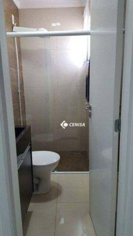 Apartamento à venda com 3 quartos, 67m² - Foto 4