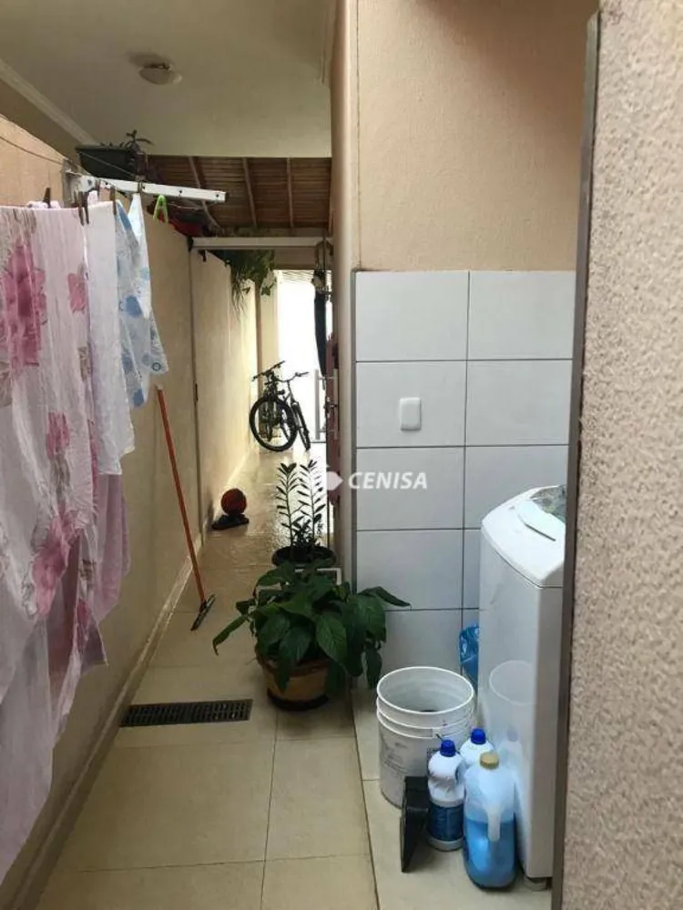 Casa, 3 quartos, 205 m² - Foto 3