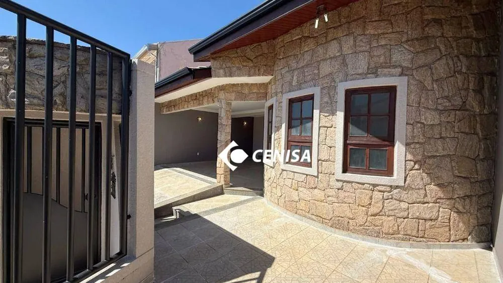 Casa, 4 quartos, 164 m² - Foto 1