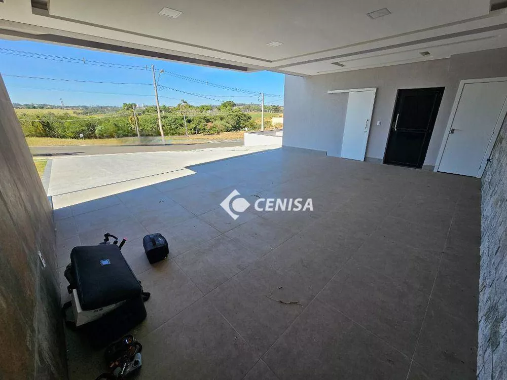 Casa de Condomínio à venda e aluguel com 3 quartos, 420m² - Foto 4