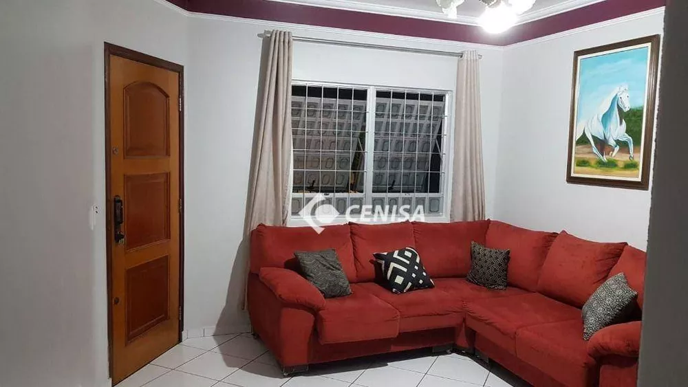 Casa à venda com 3 quartos, 121m² - Foto 4