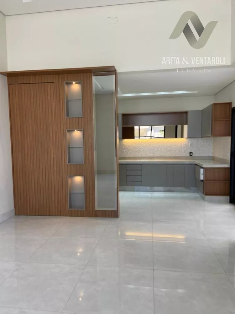 Casa à venda com 3 quartos, 362m² - Foto 3