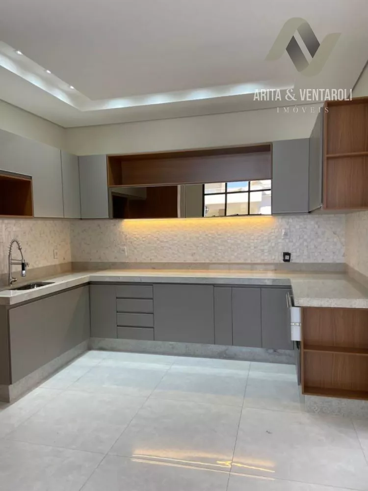 Casa à venda com 3 quartos, 362m² - Foto 6