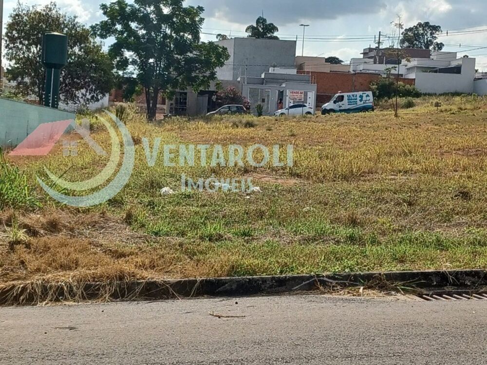 Loteamento e Condomínio, 1000 m² - Foto 1
