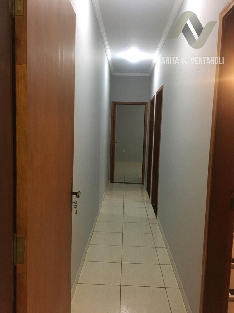 Casa à venda com 3 quartos, 171m² - Foto 2