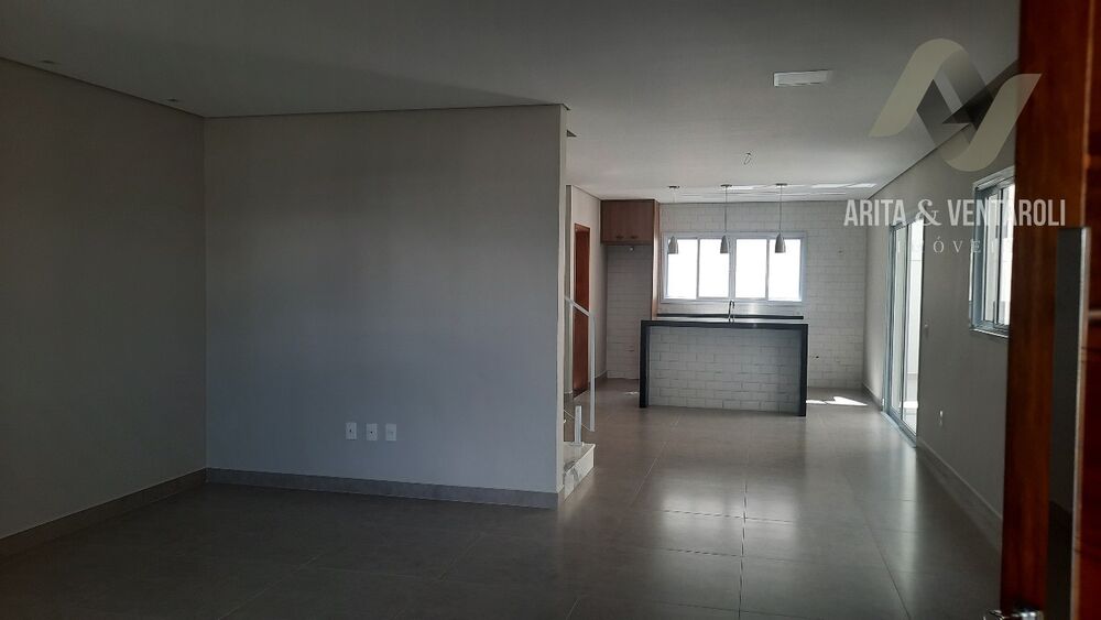 Casa, 3 quartos, 198 m² - Foto 1