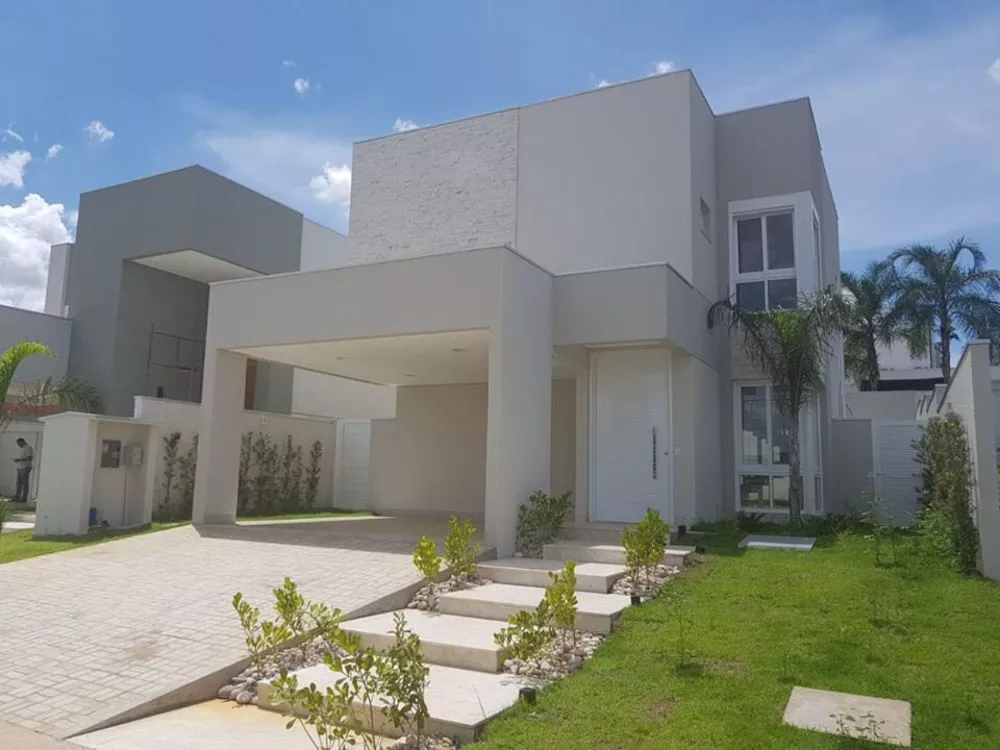 Casa de Condomínio à venda com 4 quartos, 280m² - Foto 2