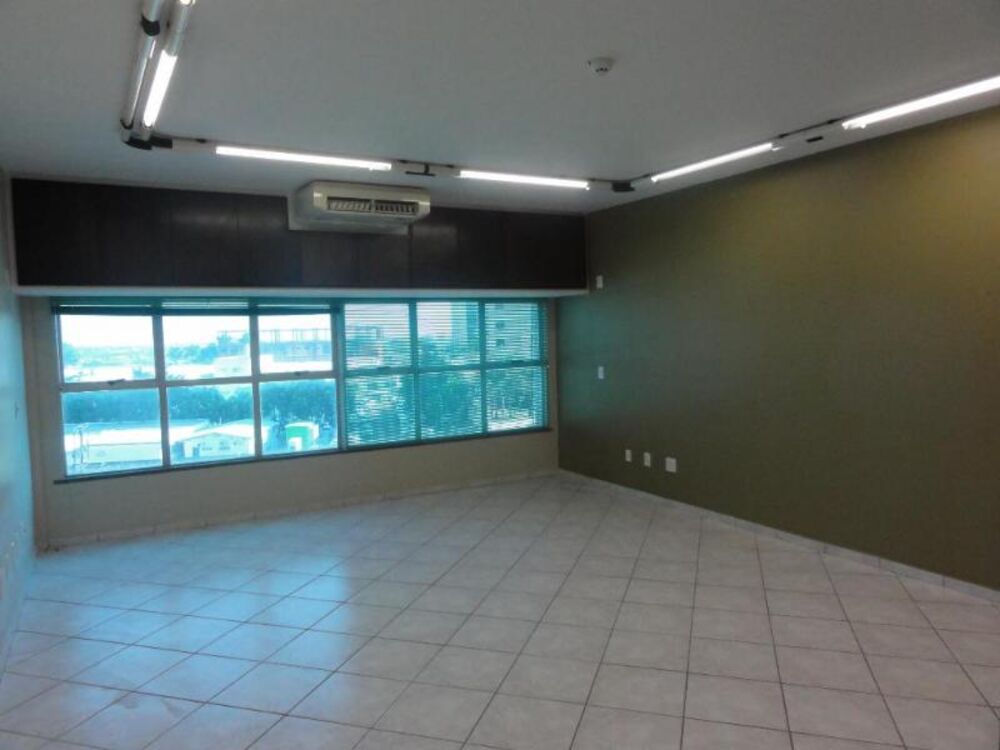 Conjunto Comercial-Sala para alugar com 1 quarto, 57m² - Foto 2