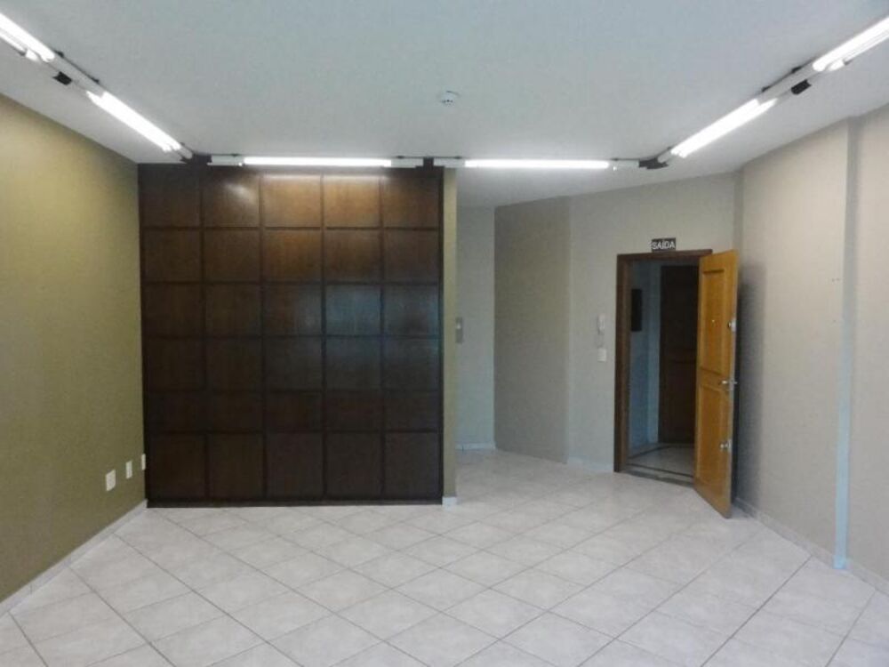 Conjunto Comercial-Sala para alugar com 1 quarto, 57m² - Foto 4