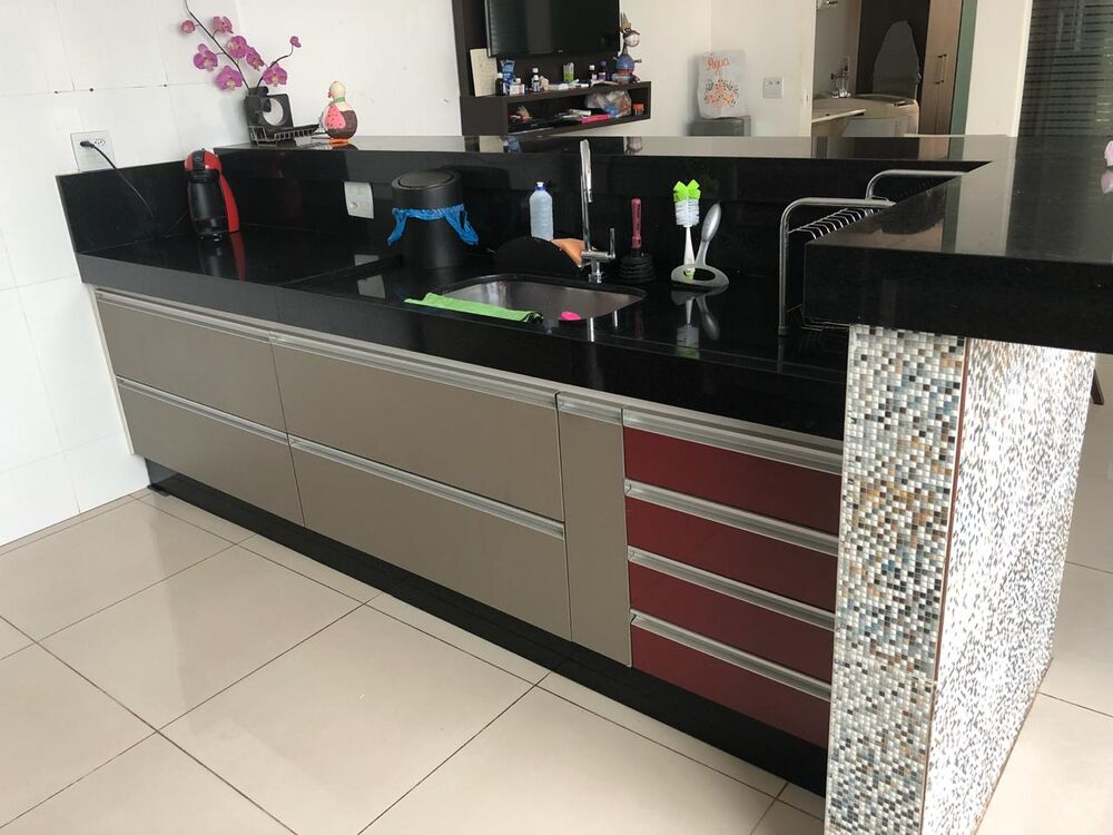 Casa de Condomínio à venda com 4 quartos, 170m² - Foto 2
