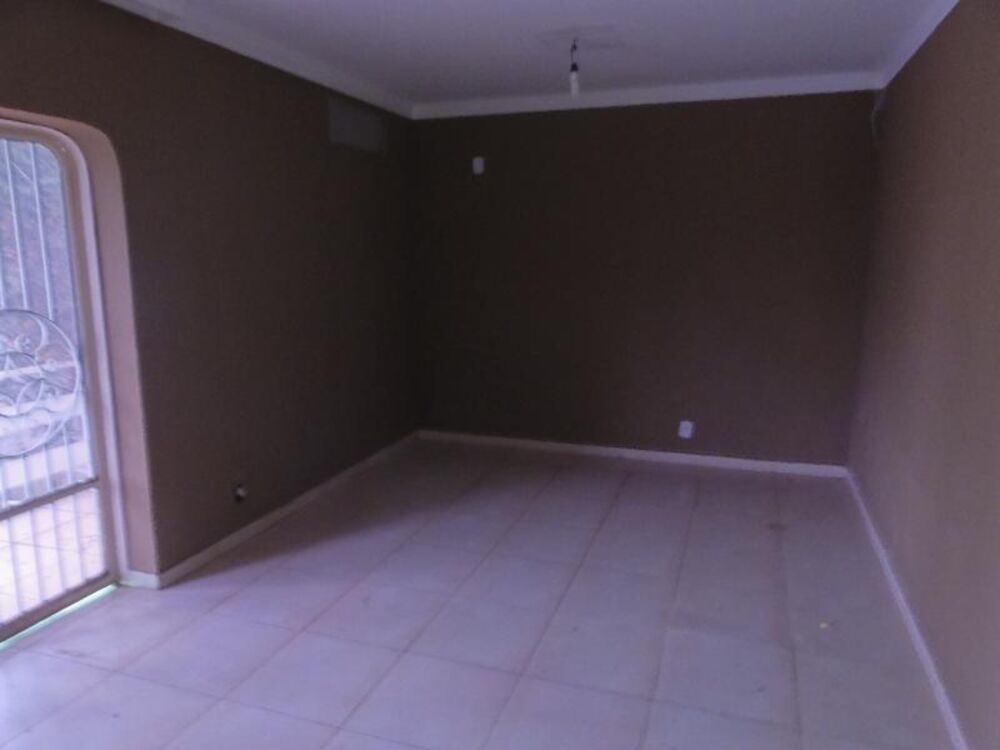 Casa, 3 quartos, 246 m² - Foto 3