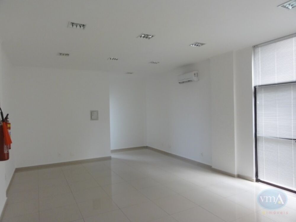 Conjunto Comercial-Sala para alugar com 1 quarto, 48m² - Foto 4