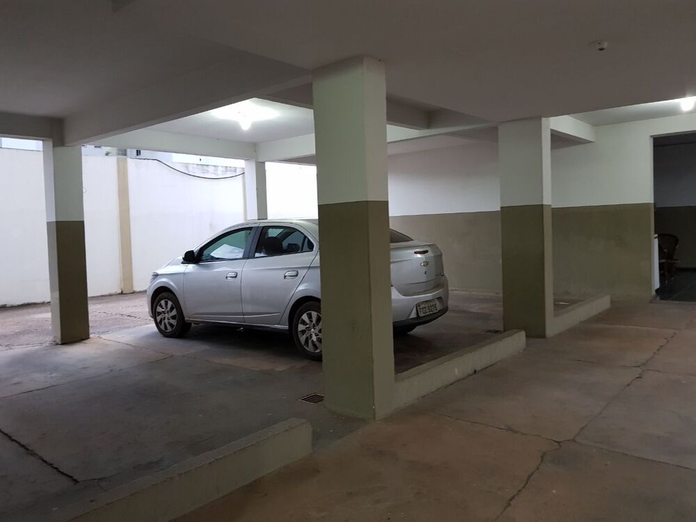 Apartamento à venda com 3 quartos, 115m² - Foto 3
