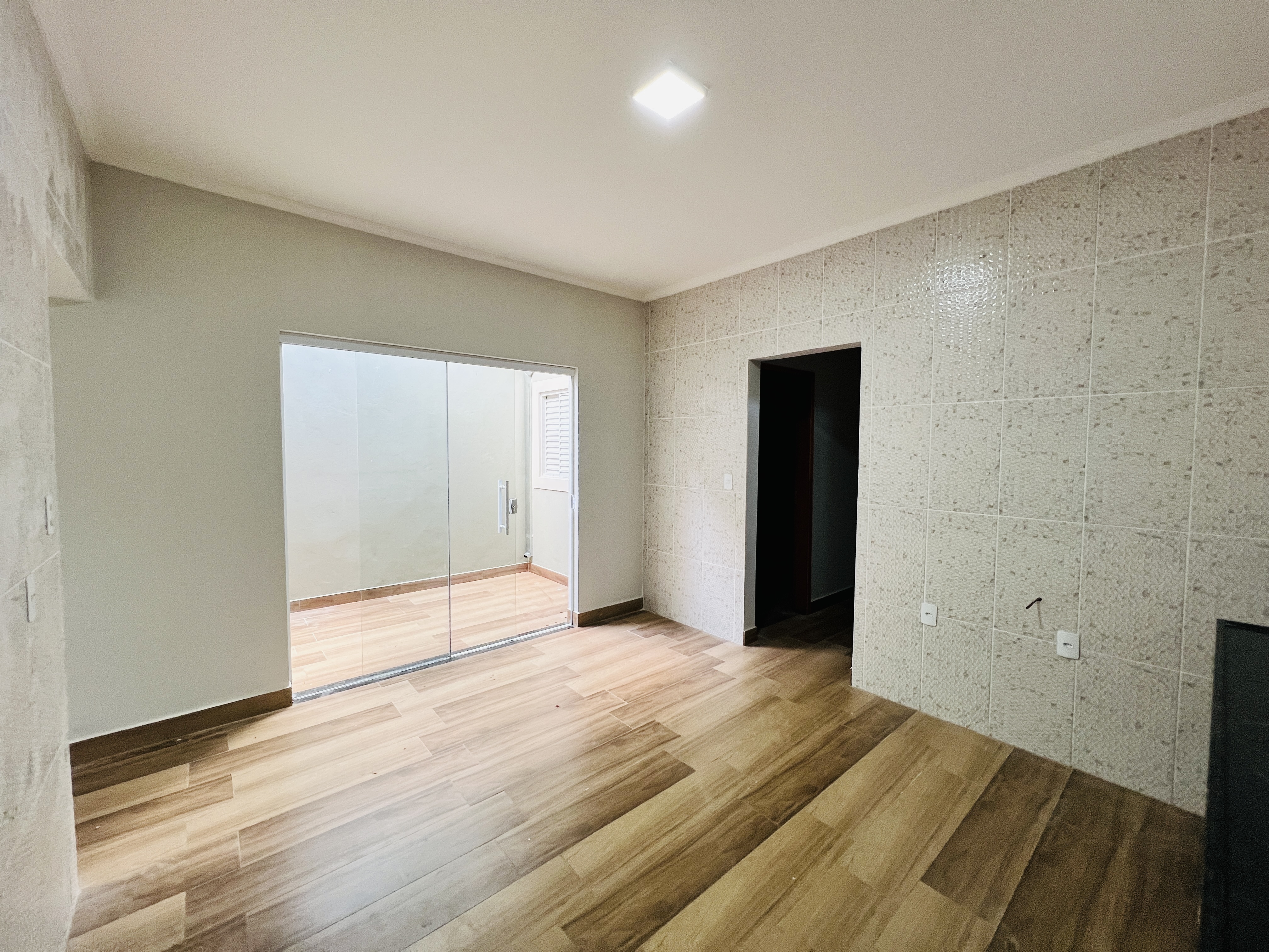 Casa à venda com 2 quartos, 91m² - Foto 4