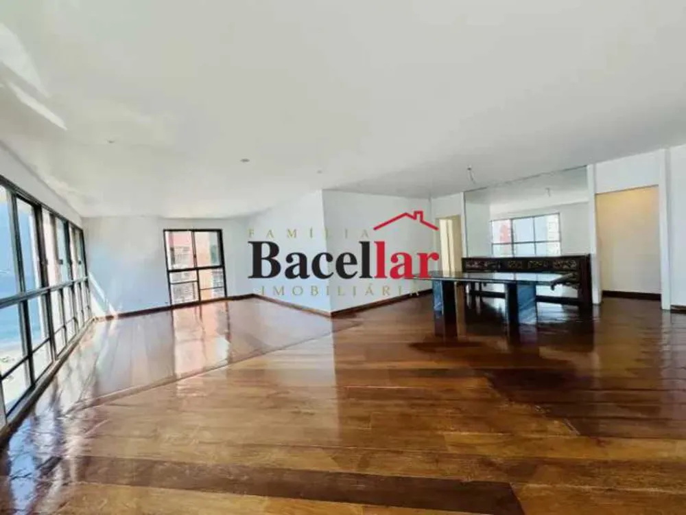 Apartamento, 4 quartos, 250 m² - Foto 1