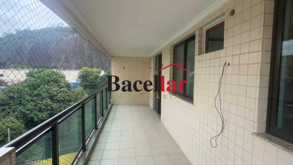 Cobertura, 3 quartos, 208 m² - Foto 1