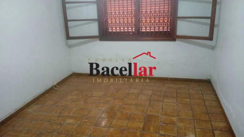 Casa, 4 quartos, 241 m² - Foto 3