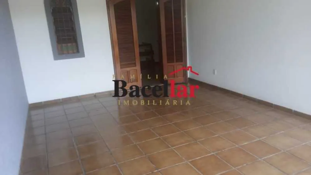 Casa, 4 quartos, 241 m² - Foto 2