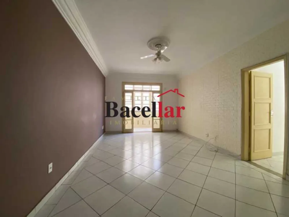 Apartamento, 3 quartos, 115 m² - Foto 1