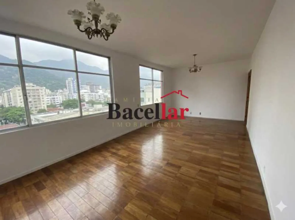 Apartamento, 3 quartos, 127 m² - Foto 2