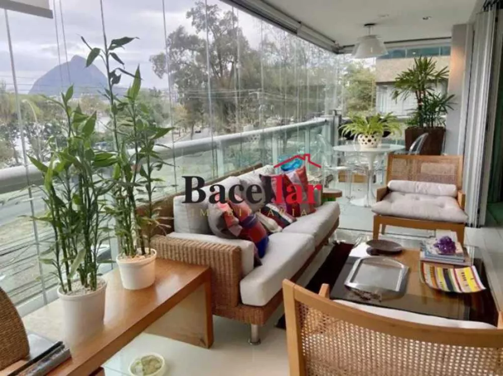 Apartamento, 4 quartos, 213 m² - Foto 1