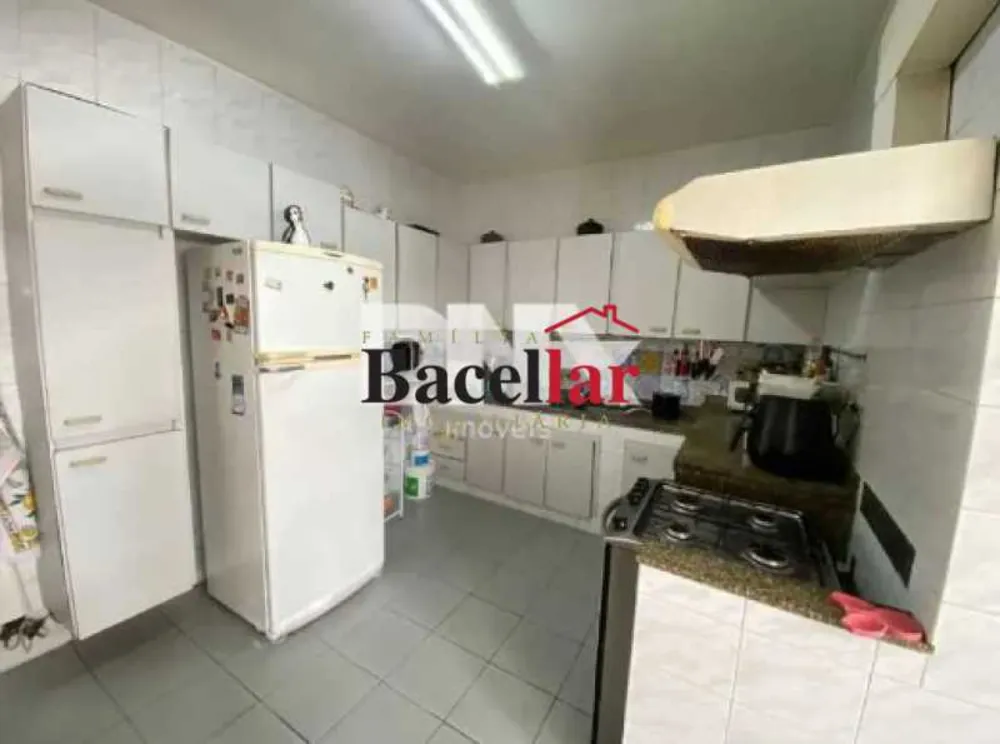 Apartamento, 3 quartos, 233 m² - Foto 10