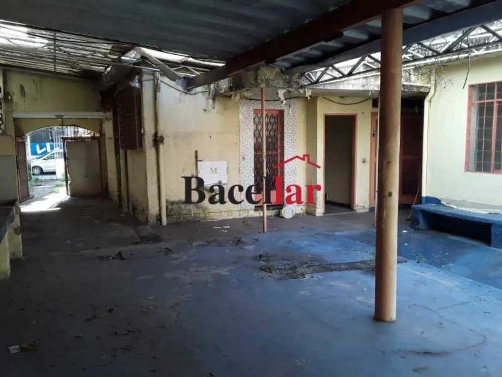 Casa, 8 quartos, 263 m² - Foto 10