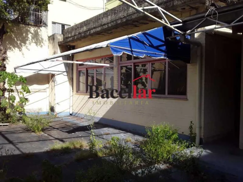 Casa, 8 quartos, 263 m² - Foto 2