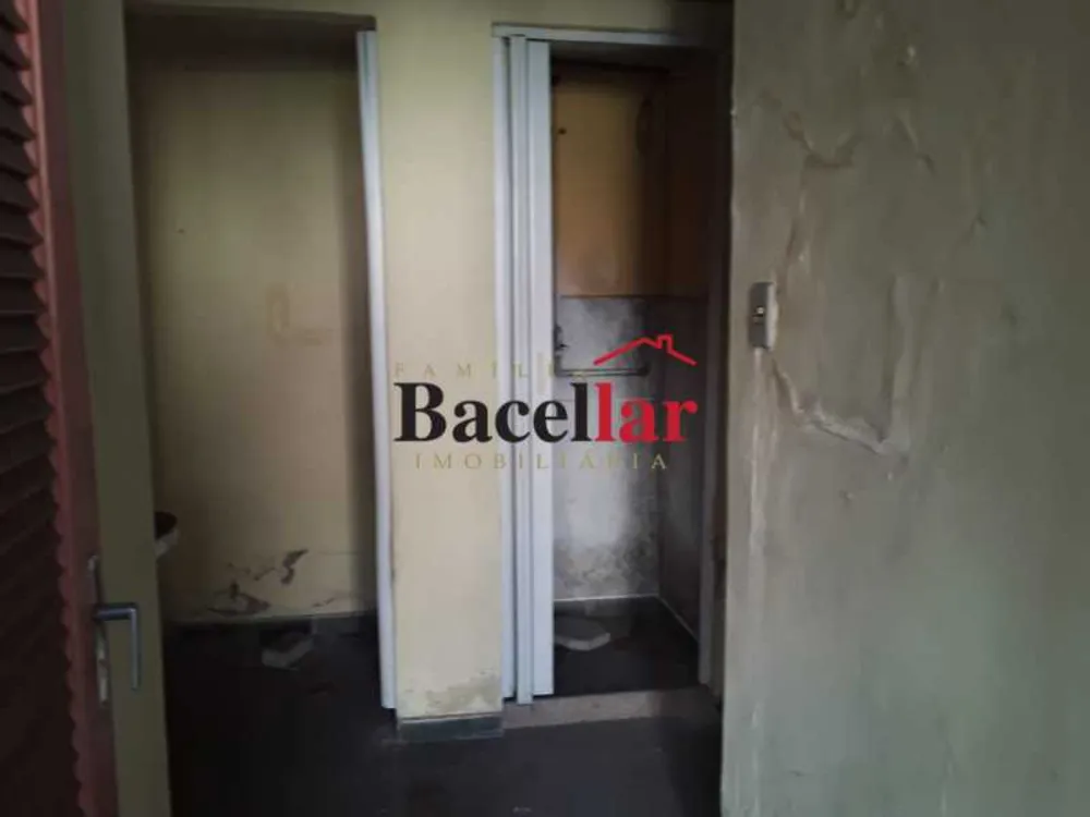 Casa, 8 quartos, 263 m² - Foto 7