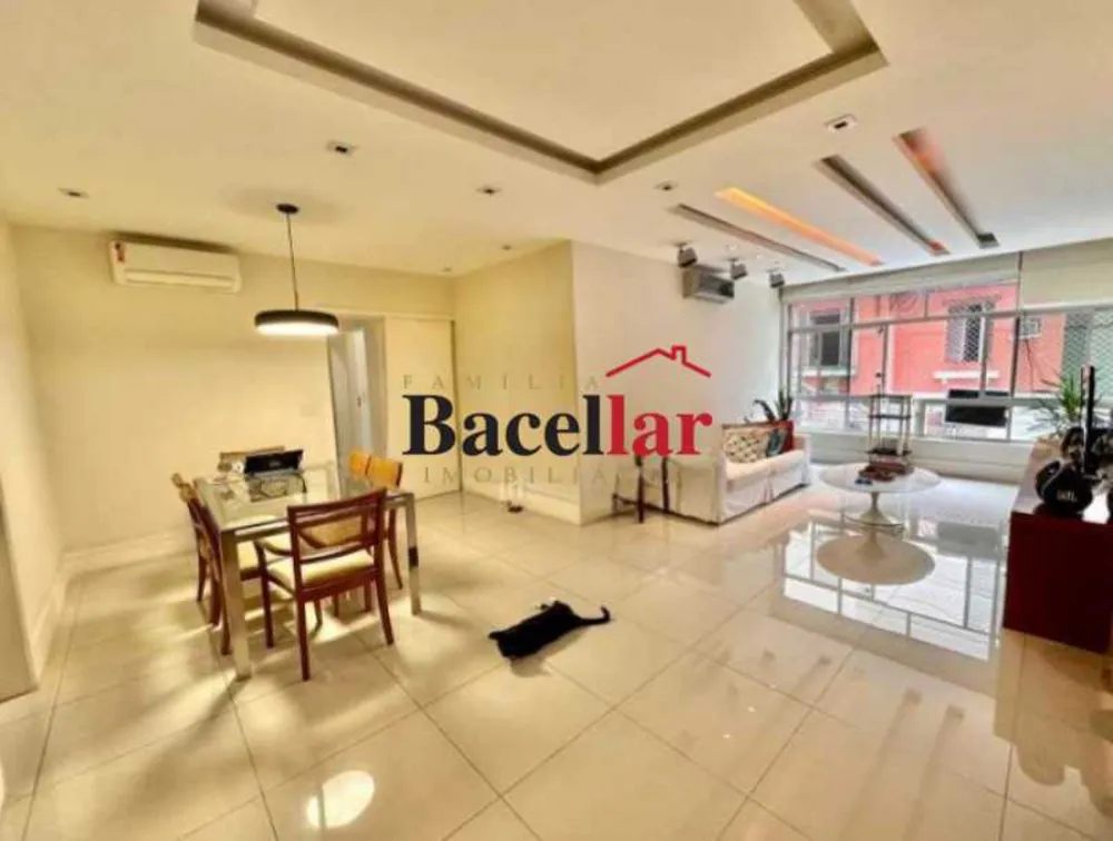 Apartamento, 3 quartos, 156 m² - Foto 1