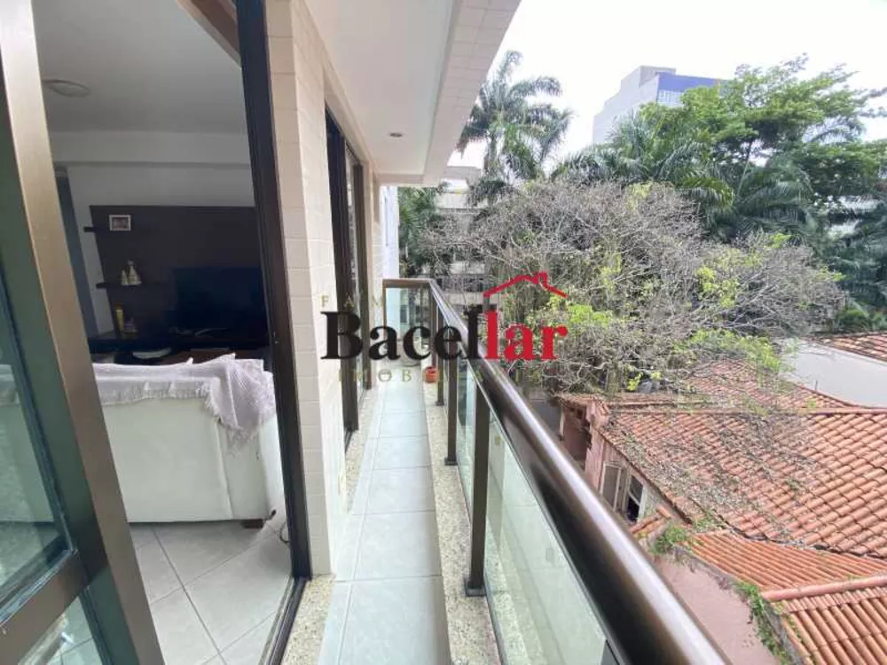 Apartamento, 3 quartos, 122 m² - Foto 2