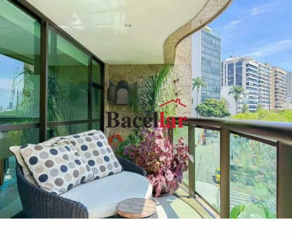 Apartamento, 3 quartos, 153 m² - Foto 2