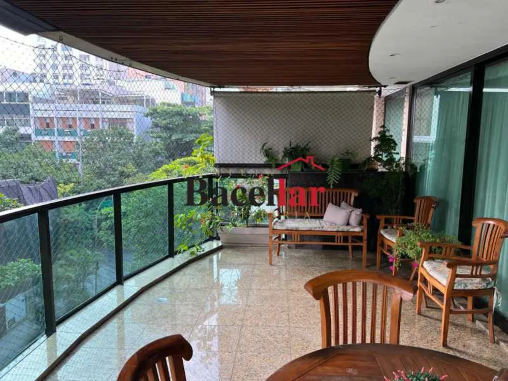 Apartamento, 3 quartos, 209 m² - Foto 3