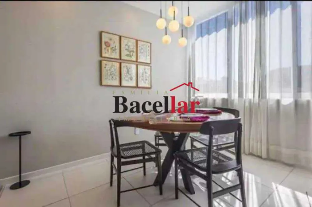 Apartamento, 3 quartos, 130 m² - Foto 1