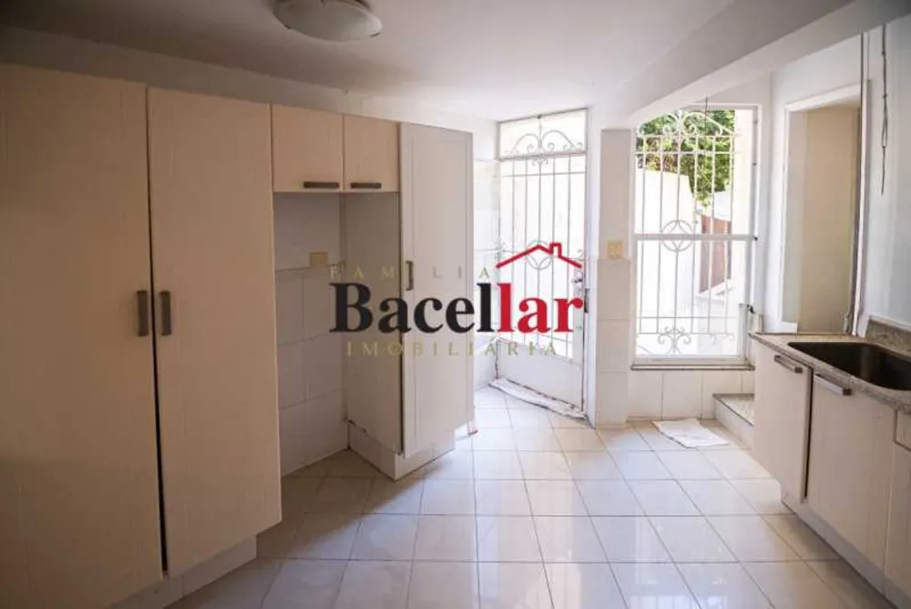 Casa, 3 quartos, 260 m² - Foto 13