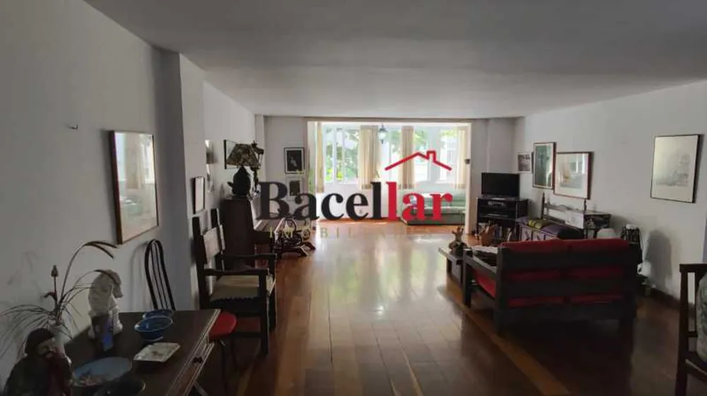 Apartamento, 3 quartos, 159 m² - Foto 1