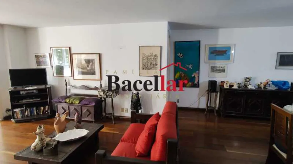 Apartamento, 3 quartos, 159 m² - Foto 2
