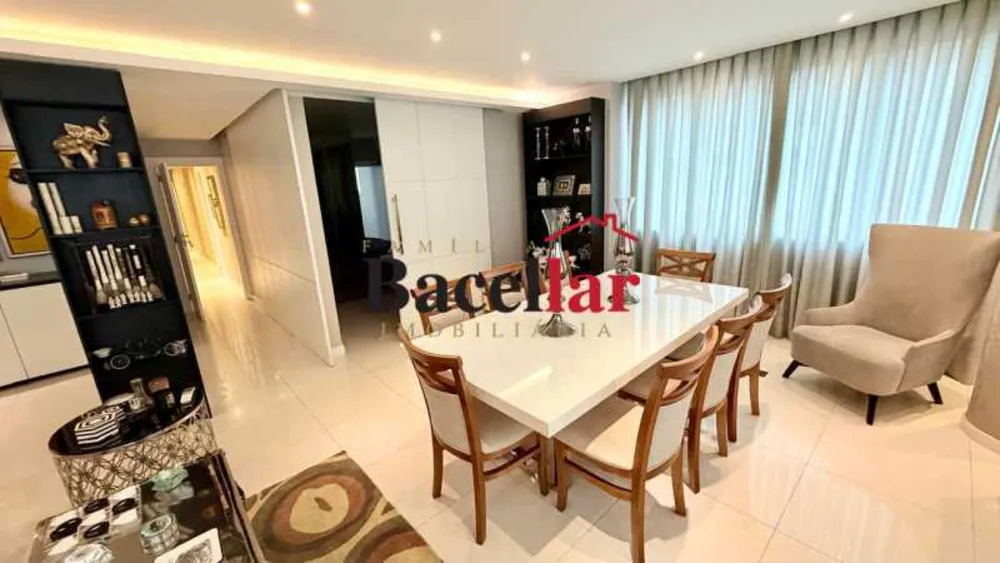 Apartamento, 3 quartos, 215 m² - Foto 3