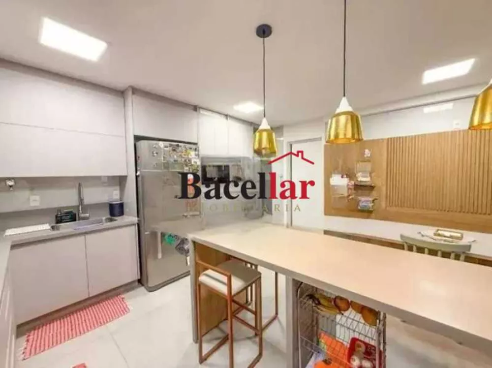 Apartamento, 4 quartos, 244 m² - Foto 1