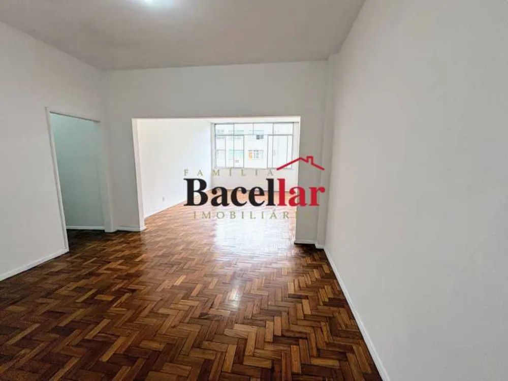 Apartamento, 3 quartos, 122 m² - Foto 2