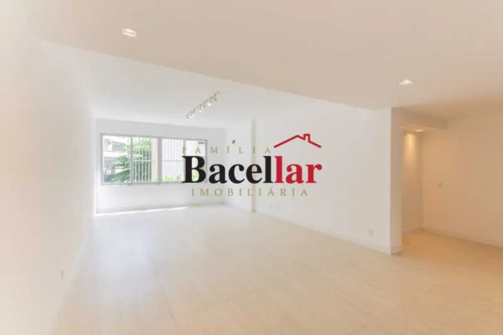 Apartamento, 3 quartos, 160 m² - Foto 2