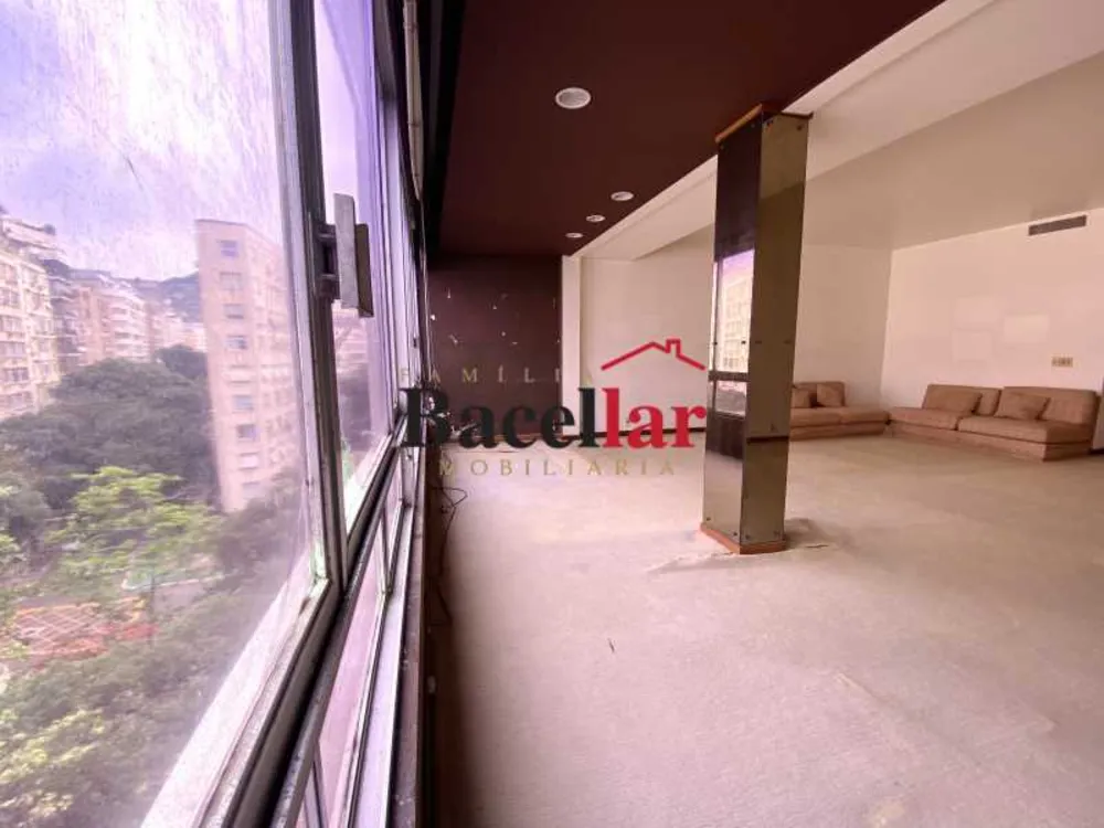 Apartamento, 3 quartos, 180 m² - Foto 1