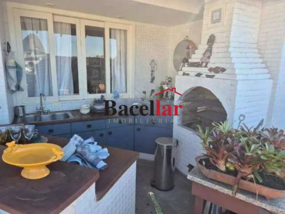 Cobertura, 3 quartos, 209 m² - Foto 21