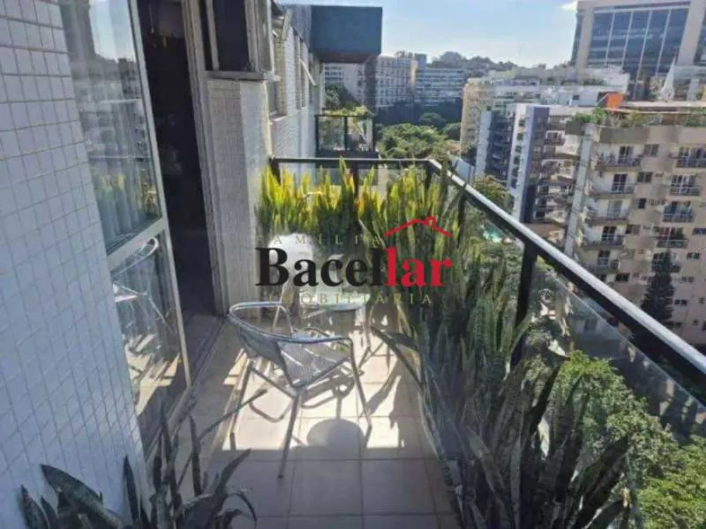 Cobertura, 3 quartos, 209 m² - Foto 10